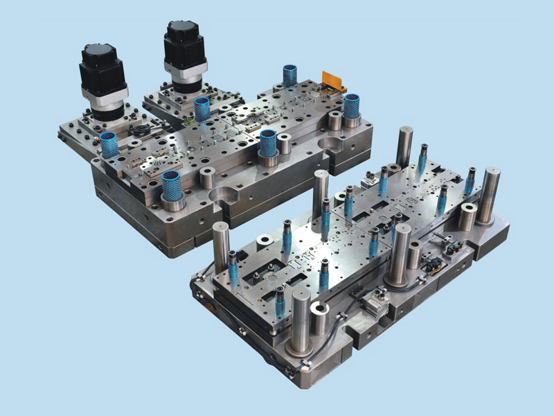 Double rows indexing progresssive die